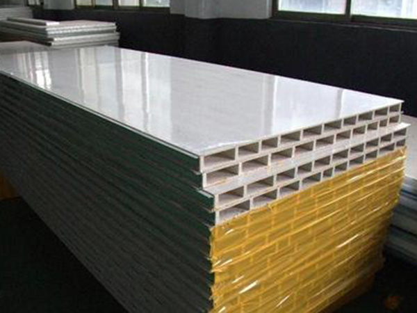 使用中空玻鎂巖棉凈化板的優勢有哪些